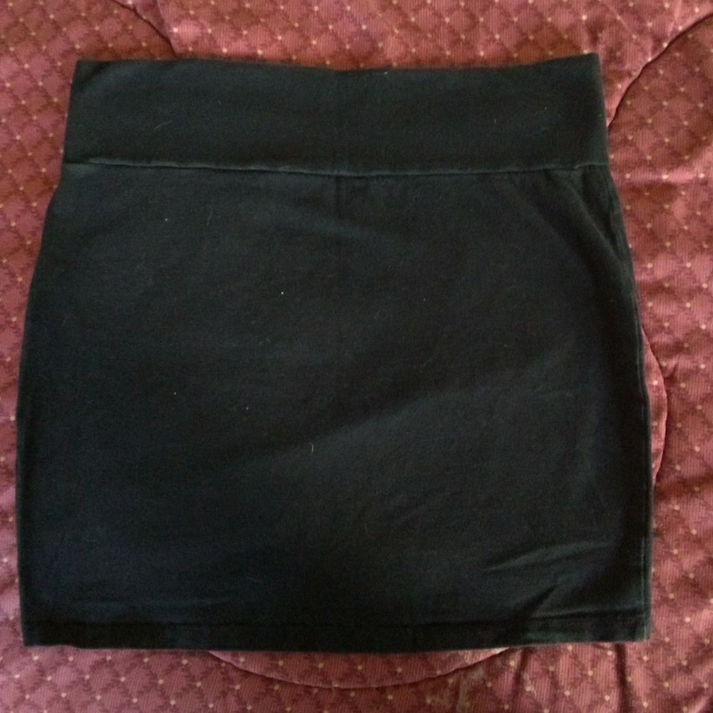 Black pencil skirt
